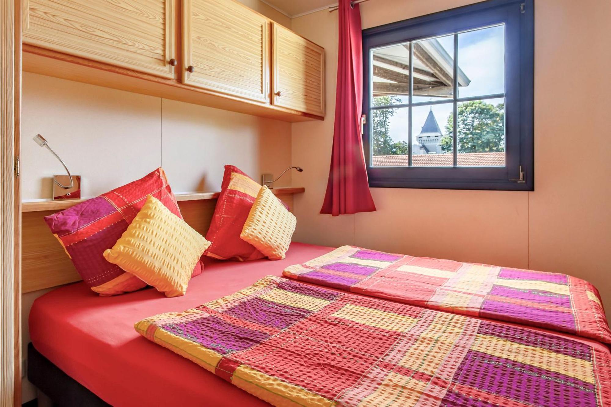Chateau De Bellevue B&B Et Appartements Avec Piscine Saisonal Chauffee Et Chambres Partout Climatisees Saint-Avit  Ruang foto