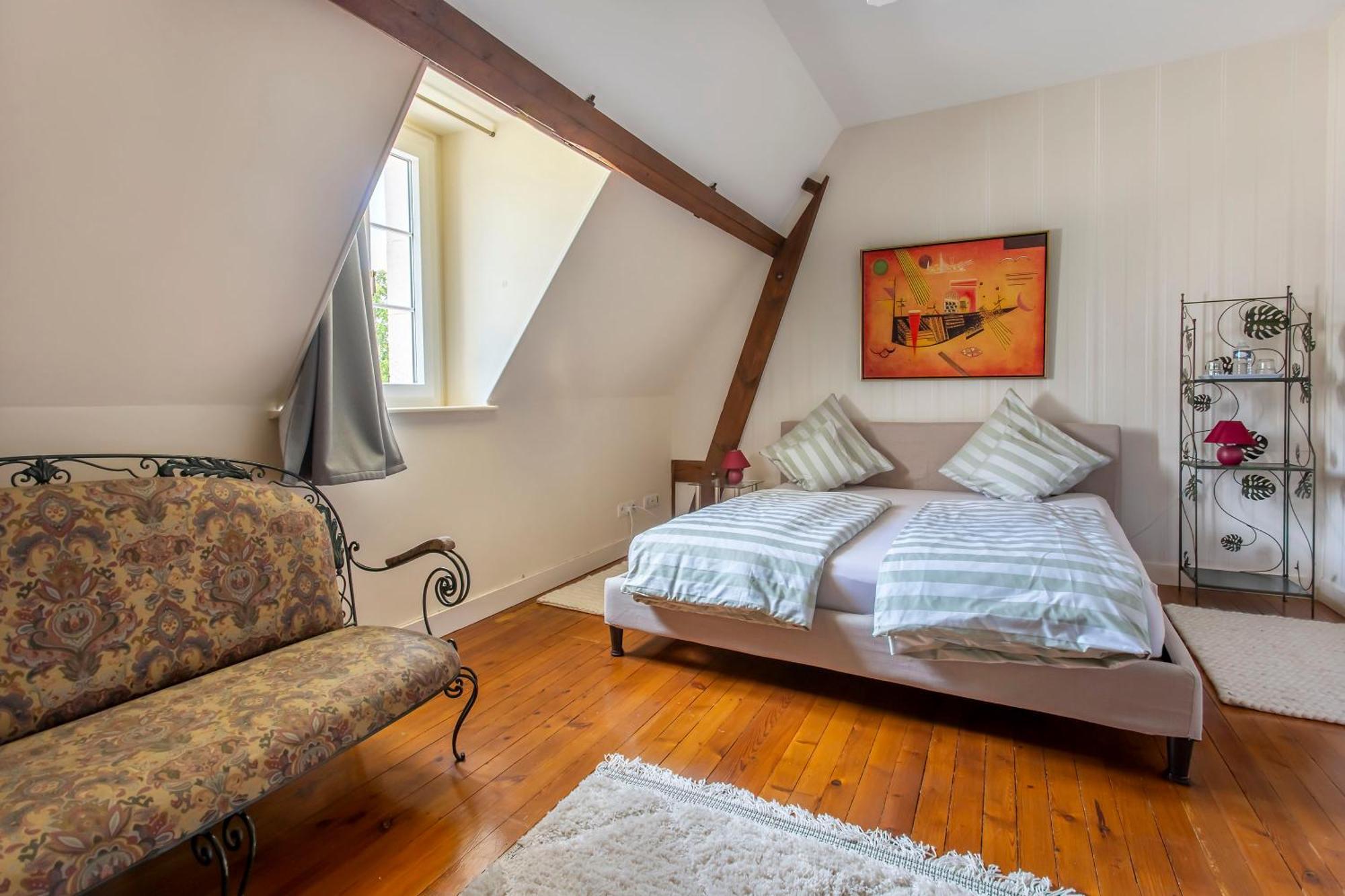 Chateau De Bellevue B&B Et Appartements Avec Piscine Saisonal Chauffee Et Chambres Partout Climatisees Saint-Avit  Bagian luar foto
